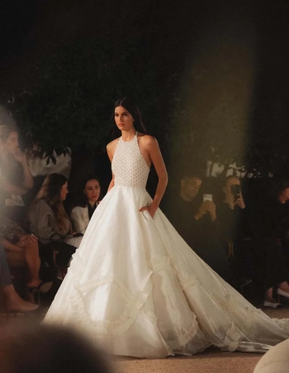 Desfile de Redondo Brand.
