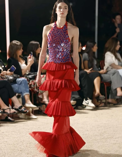 Desfile de Redondo Brand.