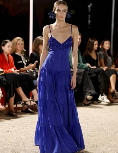 Desfile de Redondo Brand.