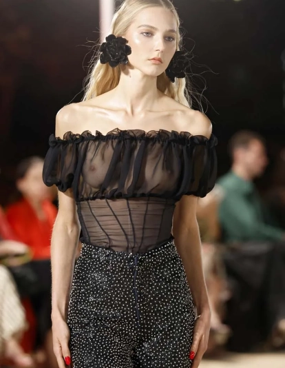 Desfile de Redondo Brand.