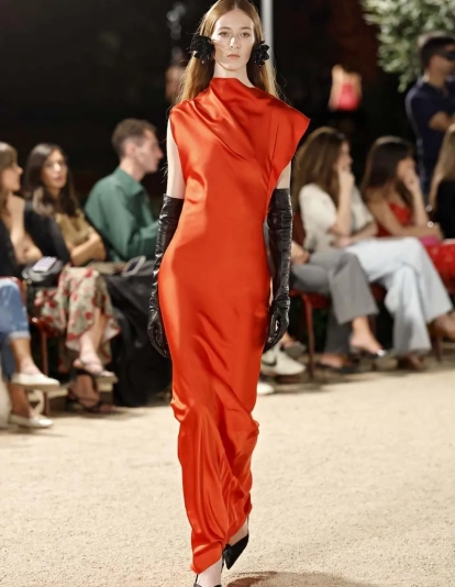 Desfile de Redondo Brand.
