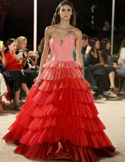 Desfile de Redondo Brand.