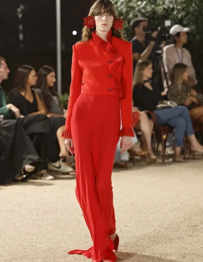 Desfile de Redondo Brand.