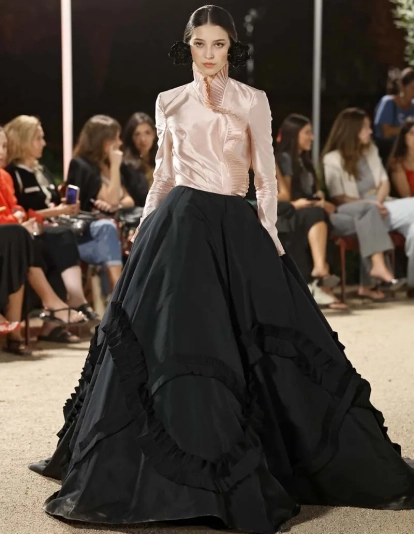 Desfile de Redondo Brand.
