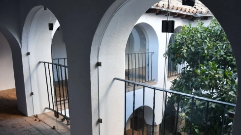 La Diputación de Badajoz ha finalizado el acondicionamiento del claustro del Santuario de Nuestra Señora de Belén, en Cabeza del Buey. / LP La Diputación de Badajoz ha finalizado el acondicionamiento del claustro del Santuario de Nuestra Señora de Belén, en Cabeza del Buey. / LP