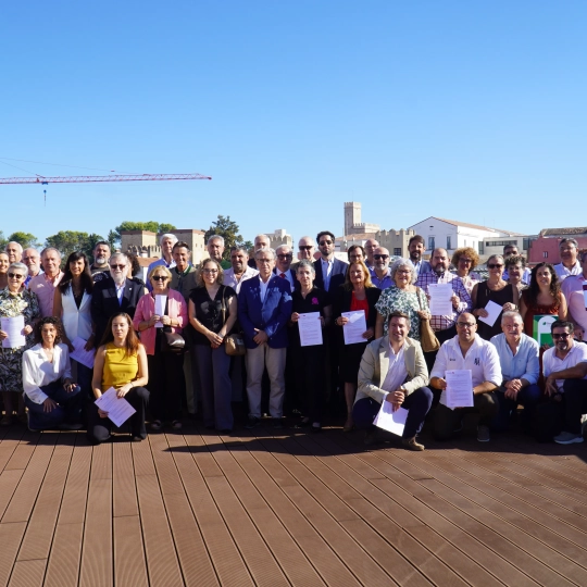 Acto celebrado esta mañana en Montesinos 22 para la firma de convenios de los Proyectos Sociales concedidos por Fundación Caja Badajoz. / CEDIDA Acto celebrado esta mañana en Montesinos 22 para la firma de convenios de los Proyectos Sociales concedidos por Fundación Caja Badajoz. / CEDIDA