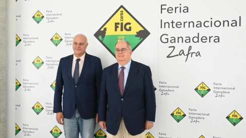 El comisario de Ferias, Santiago Malpica y el alcalde de Zafra, Juan Carlos Fernández. / LP El comisario de Ferias, Santiago Malpica y el alcalde de Zafra, Juan Carlos Fernández. / LP