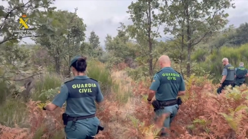 La Guardia Civil ha dado por finalizado este mediodía el dispositivo de búsqueda desplegado durante la mañana en Jarandilla de la Vera. / LP La Guardia Civil ha dado por finalizado este mediodía el dispositivo de búsqueda desplegado durante la mañana en Jarandilla de la Vera. / LP