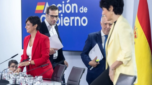 Rueda de prensa posterior al Consejo de Ministros celebrado este martes en La Moncloa. / EP 
