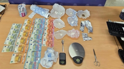 La Policía Nacional ha desmantelado en la barriada de San Lázaro un punto de venta y consumo de drogas. / LP La Policía Nacional ha desmantelado en la barriada de San Lázaro un punto de venta y consumo de drogas. / LP