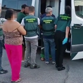 La Guardia Civil ha detenido a cinco personas e investiga a otras tres como presuntas autoras de una serie de hurtos de joyas y dinero en siete iglesias. / GC La Guardia Civil ha detenido a cinco personas e investiga a otras tres como presuntas autoras de una serie de hurtos de joyas y dinero en siete iglesias. / GC