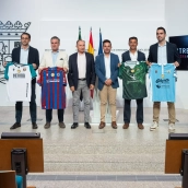 Los derbis extremeños de Primera Federación servirán esta temporada como escaparate para promocionar la región. / LP Los derbis extremeños de Primera Federación servirán esta temporada como escaparate para promocionar la región. / LP