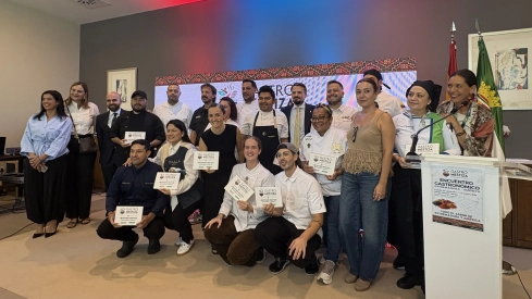 Diálogo entre cocineros de Extremadura y América que integran el I Recetario Mestizo presentado este viernes. / LP Diálogo entre cocineros de Extremadura y América que integran el I Recetario Mestizo presentado este viernes. / LP