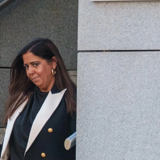 La jueza de Badajoz Beatriz Biedma tras declarar ante el juez Santiago Pedraz este jueves en Madrid. / EP La jueza de Badajoz Beatriz Biedma tras declarar ante el juez Santiago Pedraz este jueves en Madrid. / EP