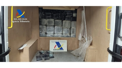 La Agencia Tributaria fijó en más de 50 millones de euros el valor estimado de la droga en el mercado ilícito. / LP La Agencia Tributaria fijó en más de 50 millones de euros el valor estimado de la droga en el mercado ilícito. / LP