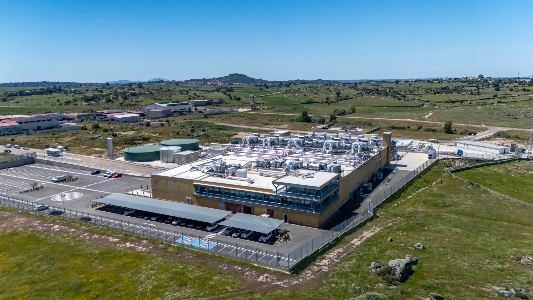 Vista aérea de la fábrica de diamantes sintéticos de Diamond Foundry en Trujillo, una las firmas más inversoras en Extremadura. / CEDIDA Vista aérea de la fábrica de diamantes sintéticos de Diamond Foundry en Trujillo, una las firmas más inversoras en Extremadura. / CEDIDA