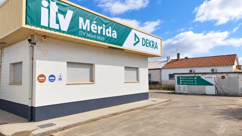 La nueva estación móvil de ITV en Mérida empezará a prestar servicio el martes, 13 de octubre, en la calle Palencia. / LP La nueva estación móvil de ITV en Mérida empezará a prestar servicio el martes, 13 de octubre, en la calle Palencia. / LP