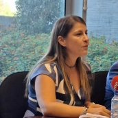 La consejera de Educación y Formación Profesional, Sandra Valencia, tras la reunión con los sindicatos. / LP La consejera de Educación y Formación Profesional, Sandra Valencia, tras la reunión con los sindicatos. / LP