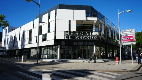 El nuevo mercado de abastos «La Plaza» de Villanueva de la Serena abrirá sus puertas el próximo sábado 7 de noviembre. / LP