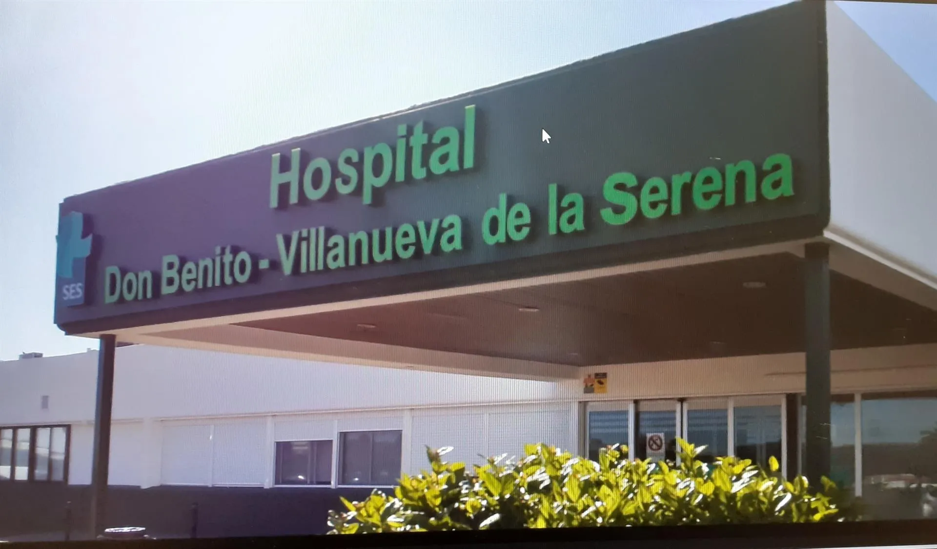 El varón fue trasladado al Hospital Don Benito-Villanueva de la Serena. / LP El varón fue trasladado al Hospital Don Benito-Villanueva de la Serena. / LP