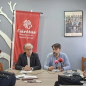 Presentación de la campaña 'Nadie sin hogar', que este año ya ha incluido una ruta senderista y una perfomance. / LP Presentación de la campaña 'Nadie sin hogar', que este año ya ha incluido una ruta senderista y una perfomance. / LP