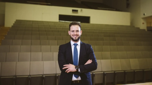 Diego Dueñas Redondo, nuevo director gerente de la Fundación Orquesta de Extremadura. / CEDIDA Diego Dueñas Redondo, nuevo director gerente de la Fundación Orquesta de Extremadura. / CEDIDA