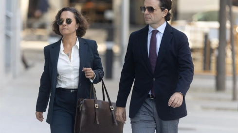 El exjuez Luis José Sáenz de Tejada a su llegada a la Audiencia Nacional este miércoles. / EP El exjuez Luis José Sáenz de Tejada a su llegada a la Audiencia Nacional este miércoles. / EP