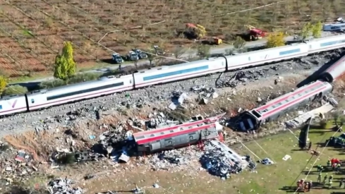 El accidente ferroviario registrado este miércoles en Urda (Toledo) deja al menos 68 fallecidos, según las informaciones disponibles. / GC El accidente ferroviario registrado este miércoles en Urda (Toledo) deja al menos 68 fallecidos, según las informaciones disponibles. / GC