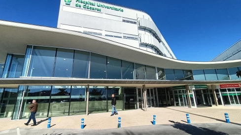 Una mujer de 46 años ha resultado herida de carácter crítico este miércoles, día 28, tras ser atropellada por un vehículo en Cáceres. / LP Una mujer de 46 años ha resultado herida de carácter crítico este miércoles, día 28, tras ser atropellada por un vehículo en Cáceres. / LP