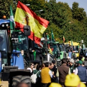 Asaja, COAG y Unión de Uniones estudian un nuevo calendario de movilizaciones del campo después de cancelar la gran tractorada prevista para ayer en Madrid. / LP Asaja, COAG y Unión de Uniones estudian un nuevo calendario de movilizaciones del campo después de cancelar la gran tractorada prevista para ayer en Madrid. / LP