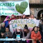 La Plataforma Salvemos la Montaña de Cáceres ha anunciado que se ha personado en el nuevo permiso de investigación minera denominado Cáceres I. / LP La Plataforma Salvemos la Montaña de Cáceres ha anunciado que se ha personado en el nuevo permiso de investigación minera denominado Cáceres I. / LP