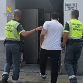 Una vez localizado, el hombre fue detenido, se instruyeron las correspondientes diligencias y fue trasladado al Centro Penitenciario de Badajoz. / LP Una vez localizado, el hombre fue detenido, se instruyeron las correspondientes diligencias y fue trasladado al Centro Penitenciario de Badajoz. / LP