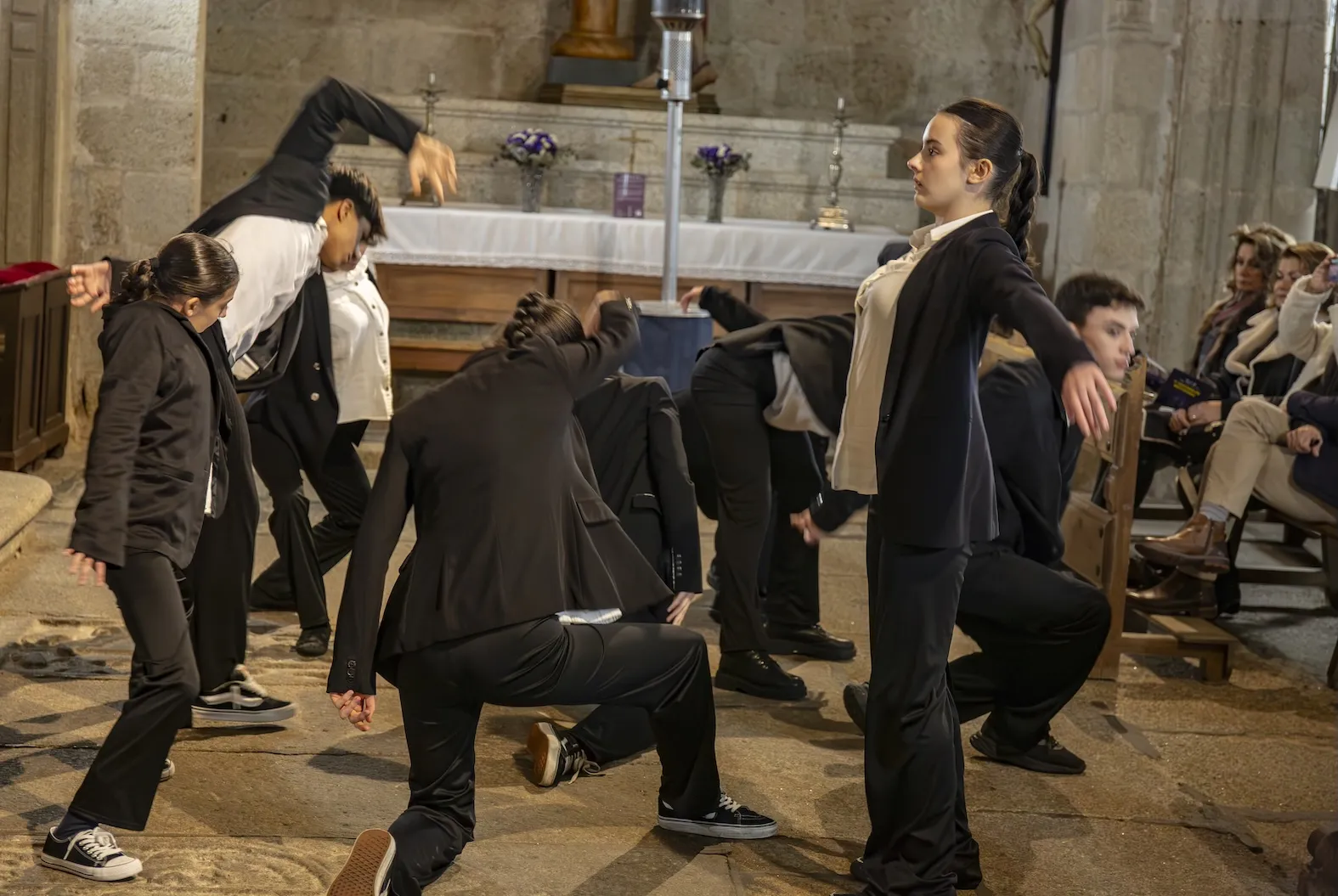 La ciudad monumental de Cáceres "reconstruye la humanidad” con la Novena de Beethoven.