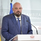 El presidente de la Asamblea de Extremadura, Manuel Naharro. / LP El presidente de la Asamblea de Extremadura, Manuel Naharro. / LP