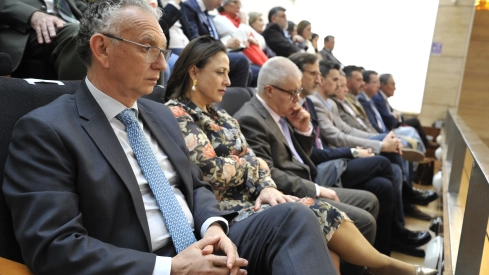 José Luis Quintana en la tribuna de la Asamblea.