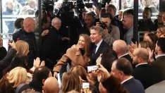 Alberto Núñez Feijóo y María Guardiola en la sede nacional del PP en la calle Génova de Madrid. / EP