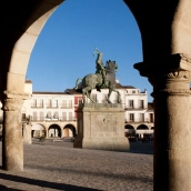 Plaza Mayor en Trujillo. / © Turismo de Extremadura Plaza Mayor en Trujillo. / © Turismo de Extremadura