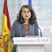 La presidenta del grupo Unidas por Extremadura, Irene de Miguel. / LP