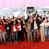 Clausura del congreso del PSOE de este sábado en Mérida. / LP
