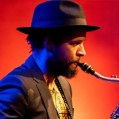 Ariel Brínguez Quintet tomará el escenario de la sala principal del Teatro López de Ayala. / LP