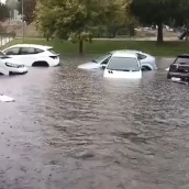 Inundación de calles en el entorno de la Estación de Autobuses. / LP